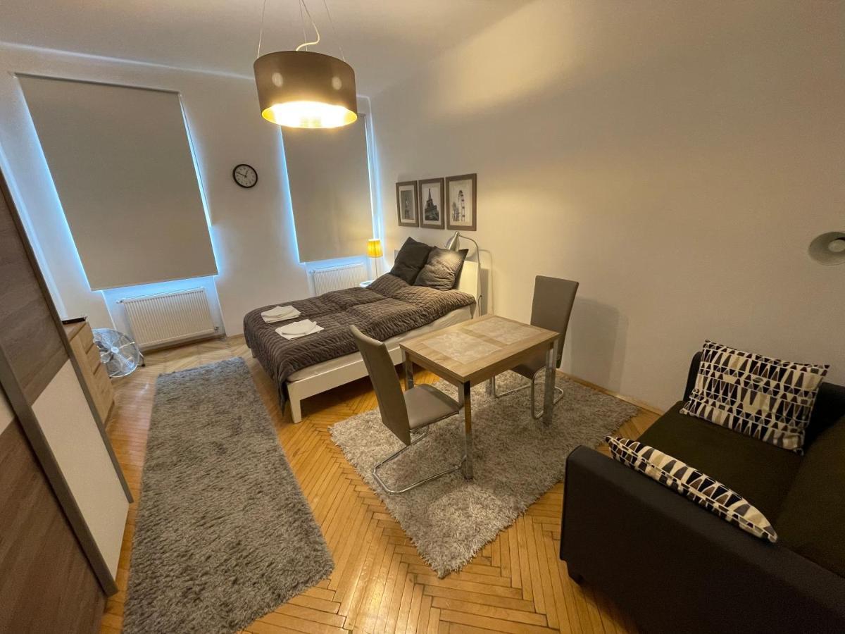 Charmante Altbauapartments Apostelgasse Wenen Buitenkant foto