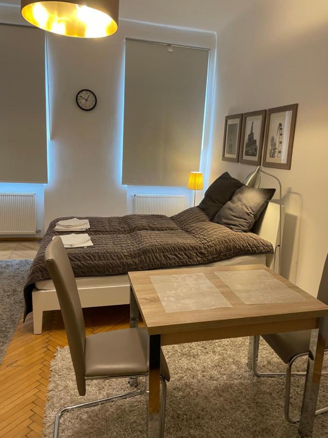 Charmante Altbauapartments Apostelgasse Wenen Buitenkant foto