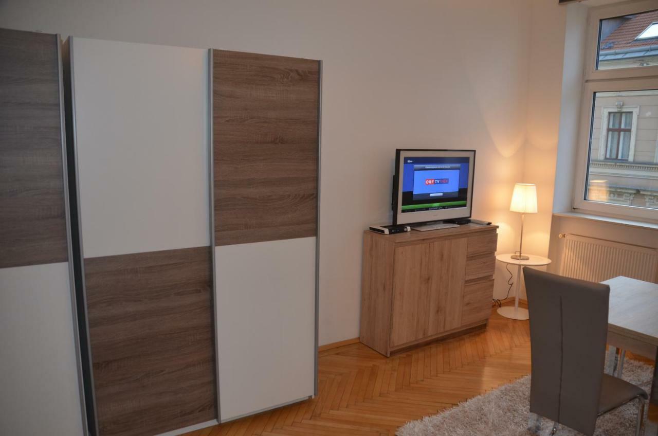 Charmante Altbauapartments Apostelgasse Wenen Buitenkant foto